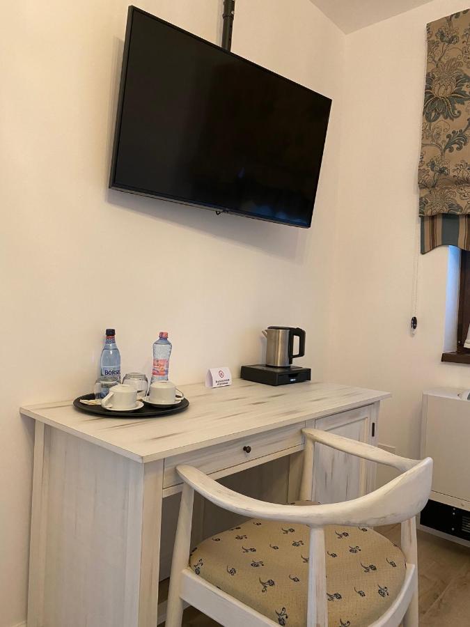 Pensiunea Charlotte Boutique Bacău Eksteriør billede