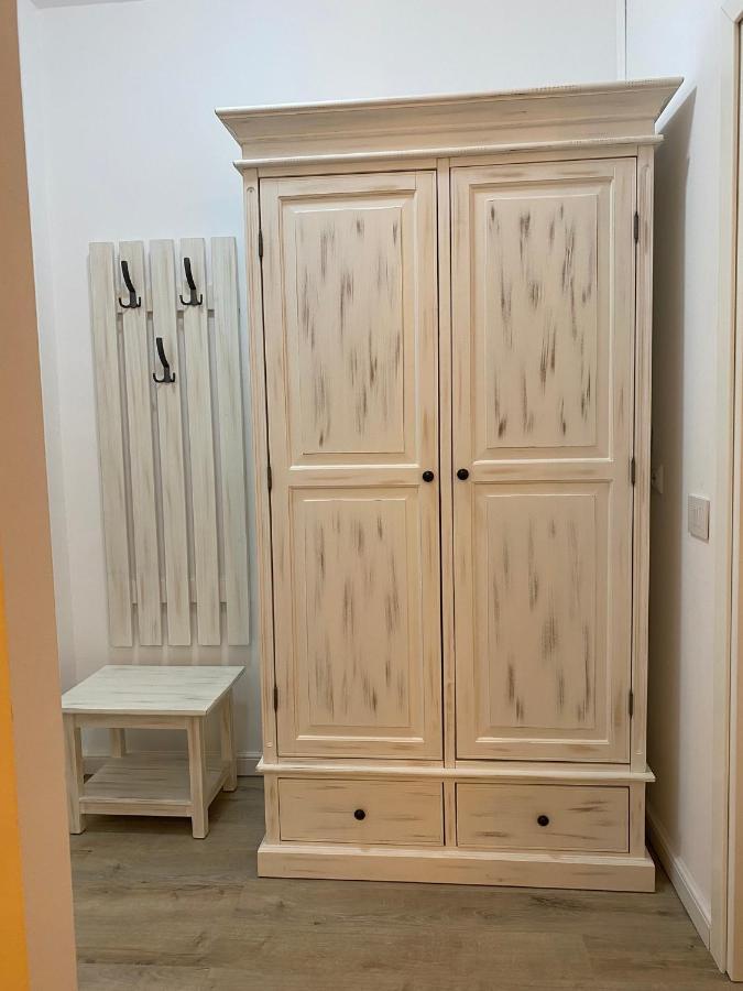 Pensiunea Charlotte Boutique Bacău Eksteriør billede